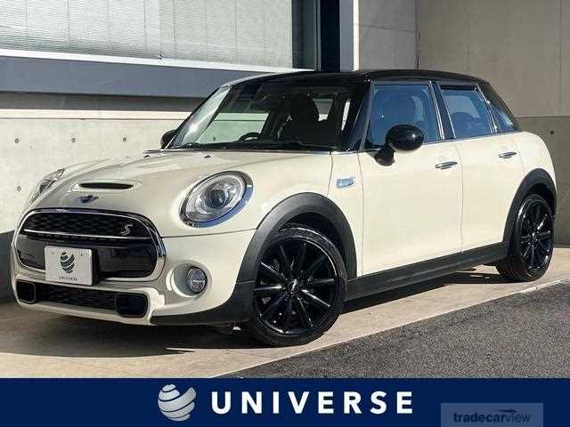 2018 BMW MINI