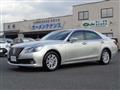 2013 Toyota Crown Hybrid