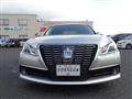 2013 Toyota Crown Hybrid