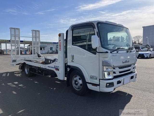 2022 Isuzu Elf Truck