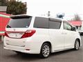 2013 Toyota Alphard G