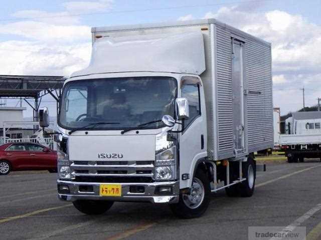 2013 Isuzu Elf Truck