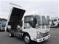 2022 Isuzu Elf Truck