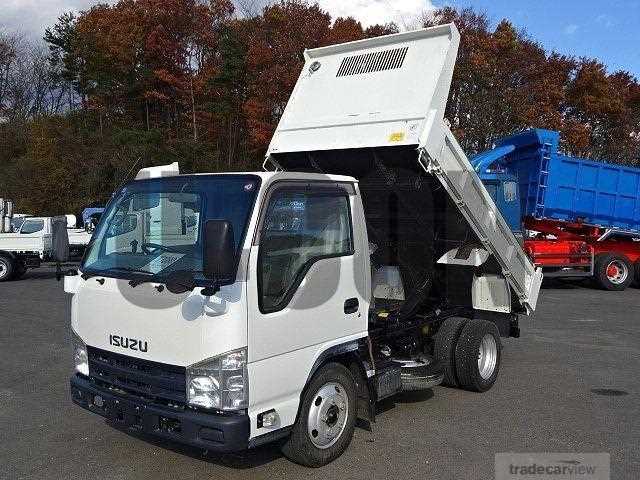 2013 Isuzu Elf Truck