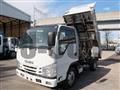 2017 Isuzu Elf Truck