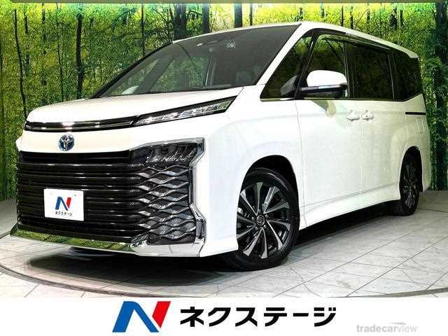 2022 Toyota Voxy