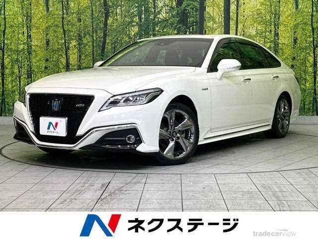 2018 Toyota Crown Hybrid