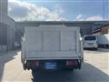 2009 Isuzu Elf Truck