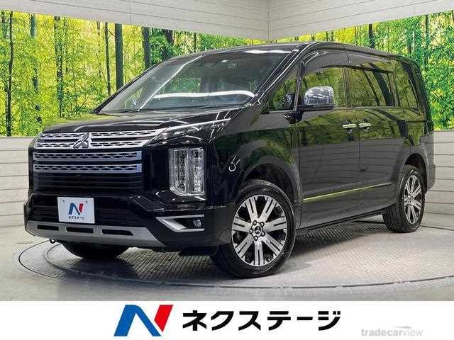 2022 Mitsubishi Delica D5