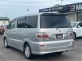 2004 Toyota Alphard Hybrid