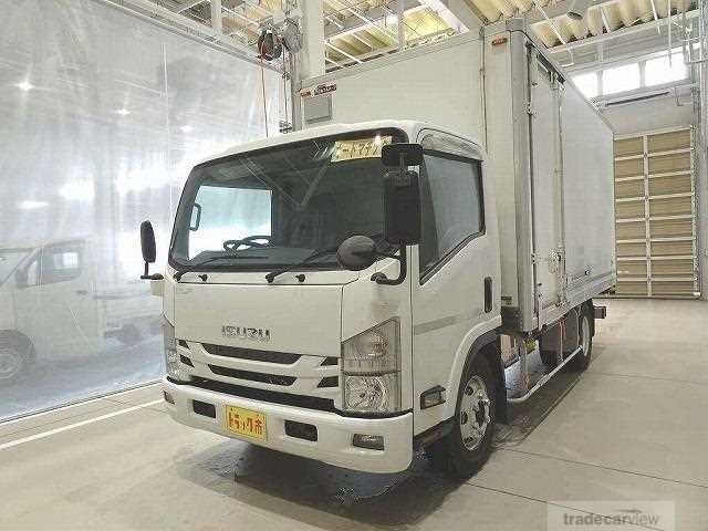 2015 Isuzu Elf Truck