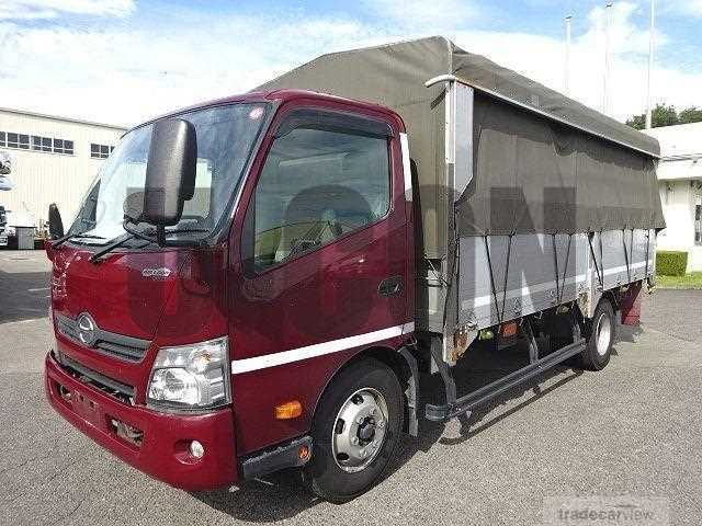 2017 Hino Dutro