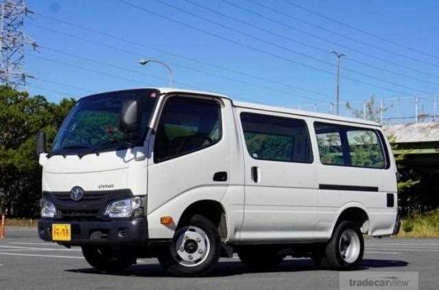 2016 Toyota Dyna Root Van