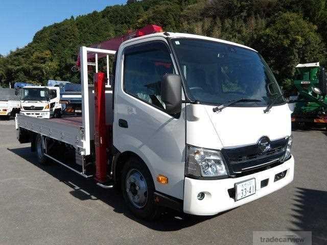 2024 Hino Dutro