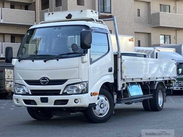 2017 Hino Dutro