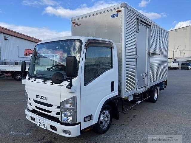 2016 Isuzu Elf Truck