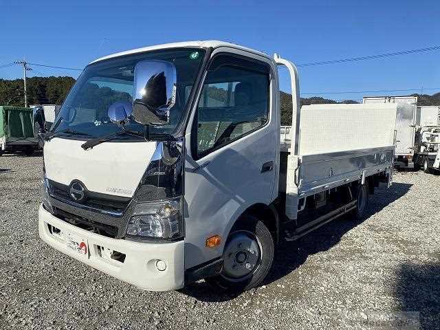 2015 Hino Dutro