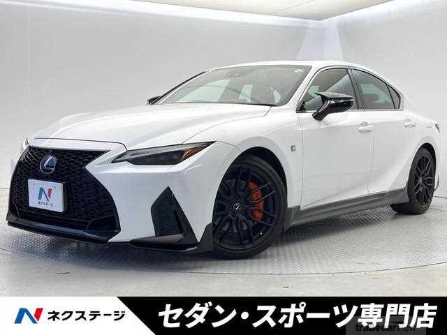 2021 Lexus IS