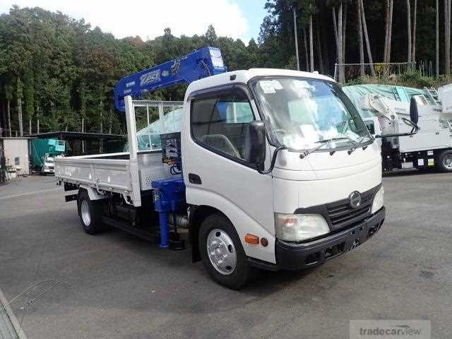 2010 Hino Dutro