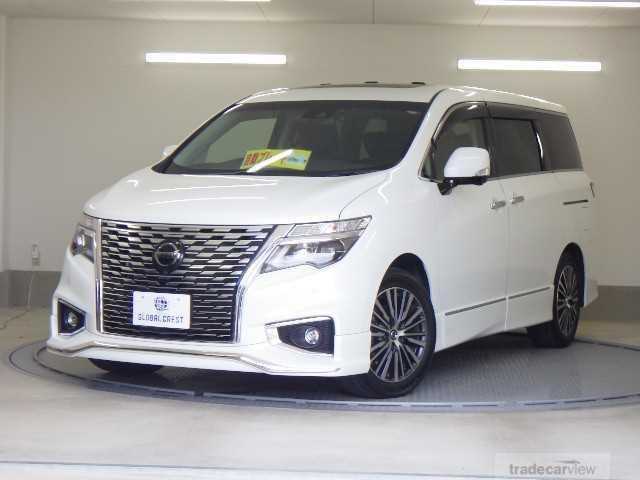 2022 Nissan Elgrand