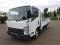 2010 Isuzu Elf Truck