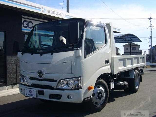 2023 Hino Dutro