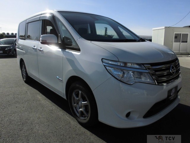 2015 Nissan Serena