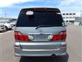 2005 Toyota Alphard