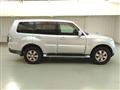 2007 Mitsubishi Pajero