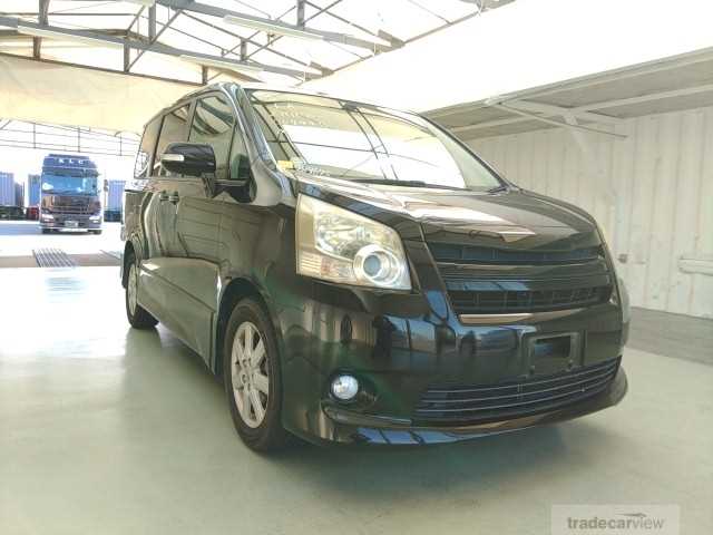 2007 Toyota Noah