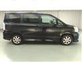 2007 Toyota Noah