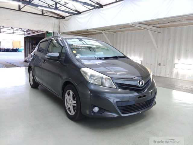 2011 Toyota Vitz