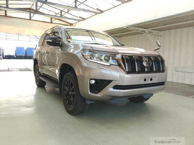 2021 Toyota Land Cruiser Prado