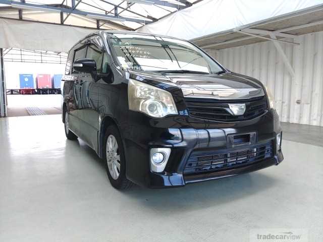 2010 Toyota Noah