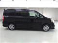 2010 Toyota Noah