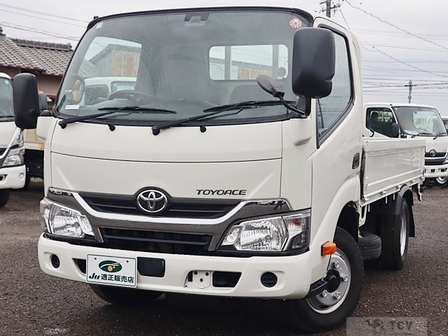 2017 Toyota Toyoace