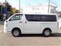 2004 Toyota Hiace Van