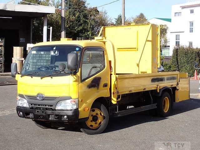 2012 Hino Dutro