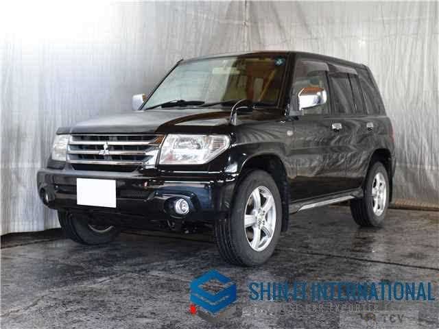 2005 Mitsubishi Pajero iO