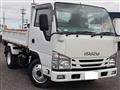 2016 Isuzu Elf