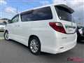 2010 Toyota Alphard