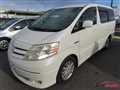 2004 Toyota Alphard Hybrid