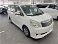 2012 Toyota Noah