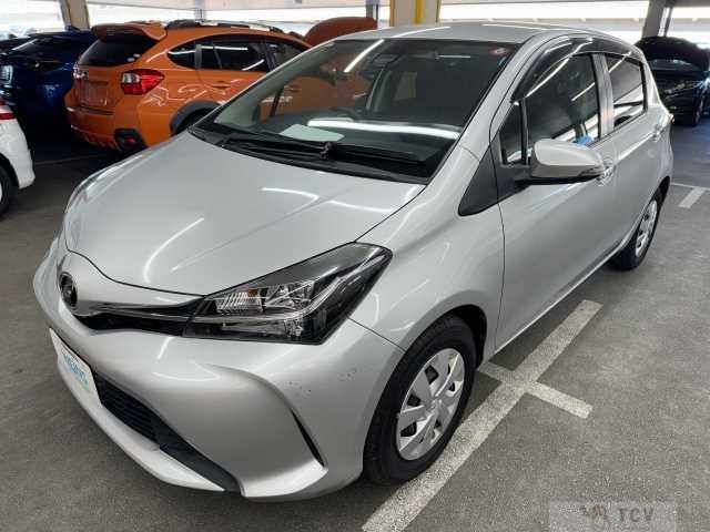 2017 Toyota Vitz