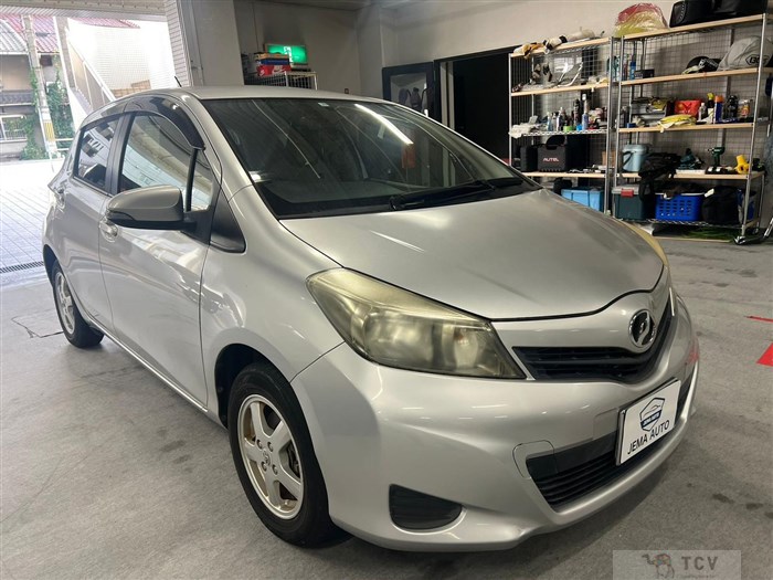 2011 Toyota Vitz