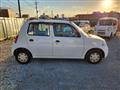 2009 Daihatsu Esse