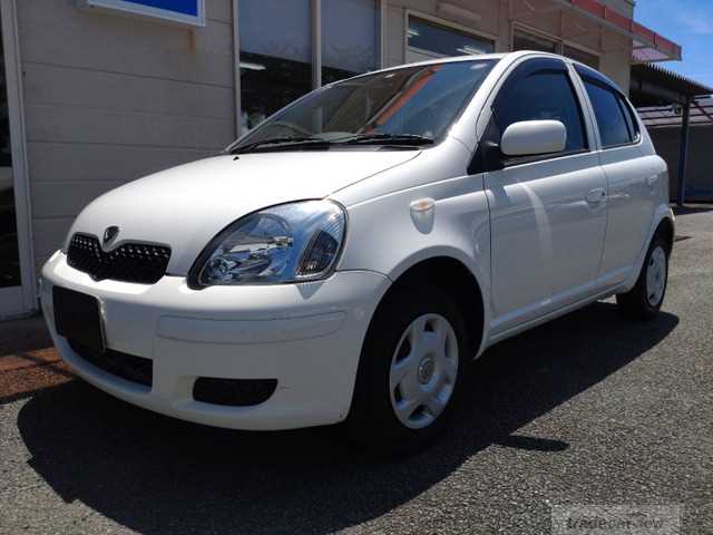 2004 Toyota Vitz