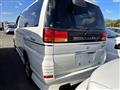 2000 Nissan Elgrand