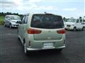 2004 Daihatsu MAX