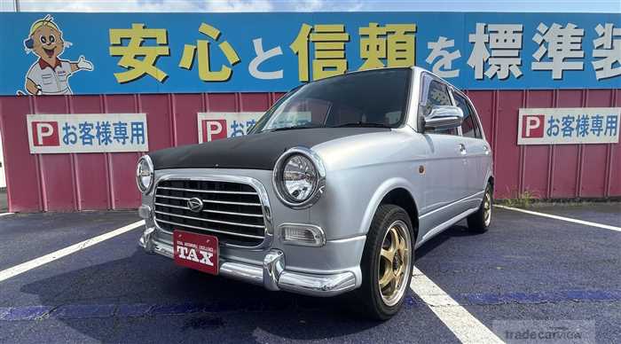 2004 Daihatsu Miragino